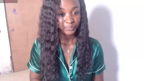 Snapshot of kaiadebayo chatting on 10.12.25 Angie online show from 10.12.25