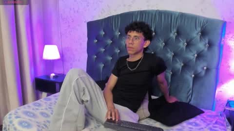 Snapshot of kaiirox chatting on 03.05.26 kai online show from 03.05.26