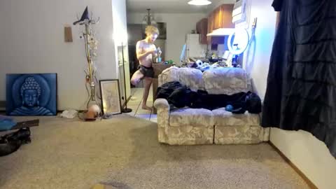 Kaiku77 online show from 12.14.25