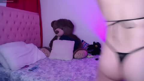 Snapshot of kaira111 chatting on 11.02.25 kaira111 online show from 11.02.25