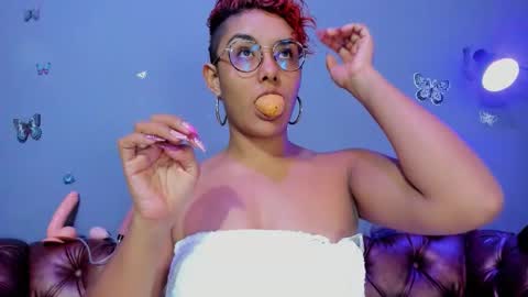 kaira_mosse_ online show from 03.11.26