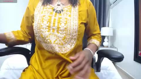 Kaira online show from 04.21.26