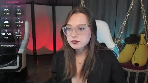 Snapshot of kaisajenner chatting on 03.10.25 Kaisa online show from 03.10.25