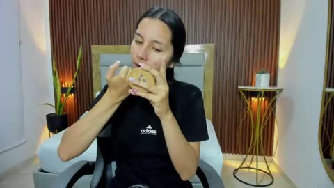 Snapshot of kaitt_ chatting on 03.23.26 KAITT online show from 03.23.26