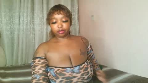 Snapshot of kakey_love chatting on 06.18.26 kakey love online show from 06.18.26