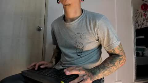 Snapshot of kaletattoos chatting on 07.12.26 Kale online show from 07.12.26