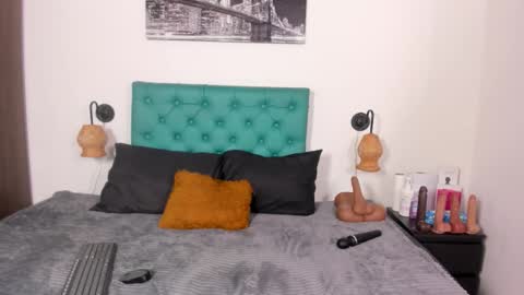 Snapshot of kalifa_latin chatting on 02.17.26 kalifa_latin online show from 02.17.26