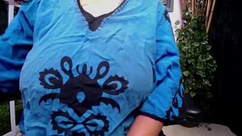 Alisha online show from 11.15.25