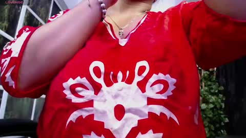 Alisha online show from 11.20.25