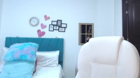 Kamilalopez online show from 02.23.25