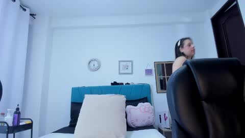 Snapshot of kam_lopez chatting on 05.24.26 Kamilalopez online show from 05.24.26