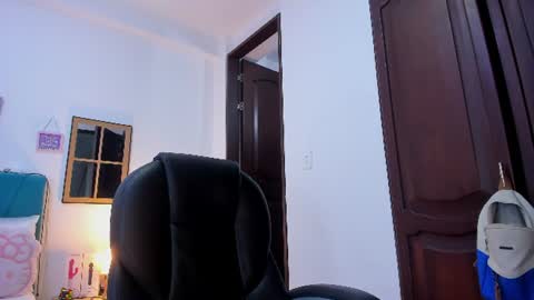 Snapshot of kam_lopez chatting on 07.24.26 Kamilalopez online show from 07.24.26