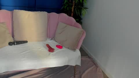 KamaFeels online show from 11.01.25