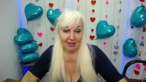 Snapshot of kamaliasim chatting on 02.08.25 KamaliaSim online show from 02.08.25