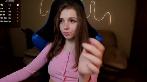 Snapshot of kami_mur chatting on 03.08.25 Kami mur online show from 03.08.25