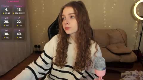 Snapshot of kami_mur chatting on 12.14.25 Kami mur online show from 12.14.25