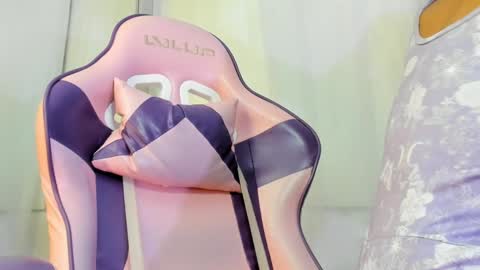    online show from 02.03.25