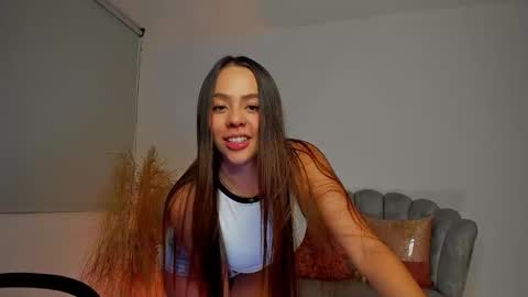 Kamila Monroe online show from 02.05.26