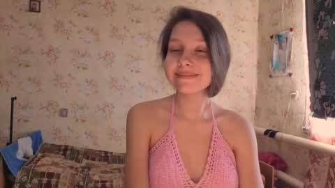 Mari  Simmons online show from 10.12.25