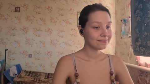 Mari  Simmons online show from 10.22.25