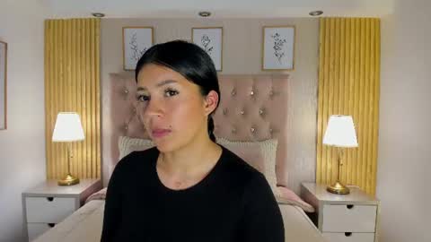 Snapshot of kamy_glam chatting on 06.19.26 KAMY online show from 06.19.26