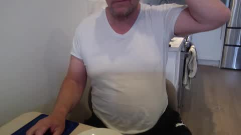 Snapshot of kanadians chatting on 06.08.26 Cam with Me Vixens DM me online show from 06.08.26