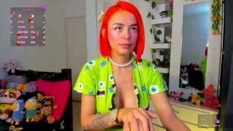 hello  Im Danni online show from 04.28.26