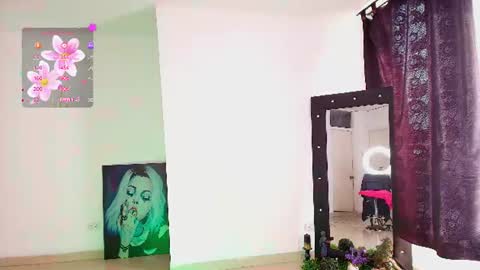 hello  Im Danni online show from 07.28.26