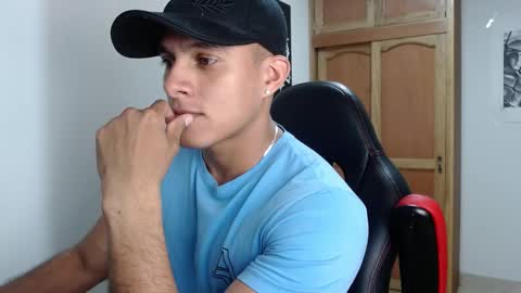 Snapshot of kane_coleman chatting on 03.01.25 K A N E online show from 03.01.25