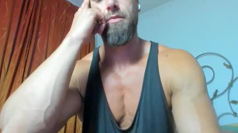 Snapshot of kanegriffin26 chatting on 05.16.26 Kane OF strongkane online show from 05.16.26
