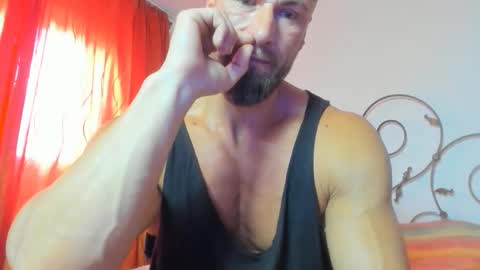 Snapshot of kanegriffin26 chatting on 05.28.26 Kane OF strongkane online show from 05.28.26