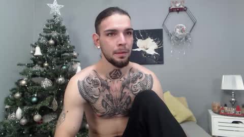 Snapshot of kanehunter chatting on 12.17.25 Kane online show from 12.17.25