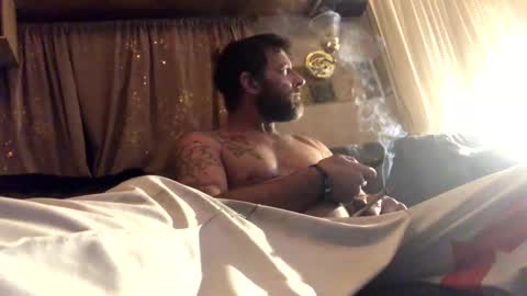 Snapshot of kaneisyours2420 chatting on 10.26.25 Tucker online show from 10.26.25