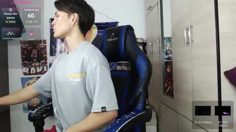 Snapshot of kanekixxxhot chatting on 02.11.26 andres online show from 02.11.26