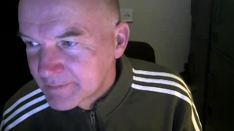 Snapshot of kapitein_rob chatting on 12.15.24 Robbie online show from 12.15.24