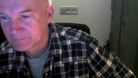 Snapshot of kapitein_rob chatting on 01.13.25 Robbie online show from 01.13.25