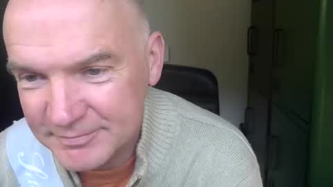 Snapshot of kapitein_rob chatting on 02.04.25 Robbie online show from 02.04.25