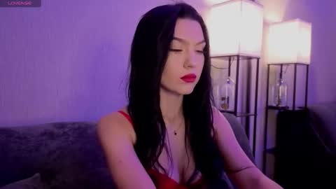 Snapshot of kara_life chatting on 12.17.25 kara_life online show from 12.17.25