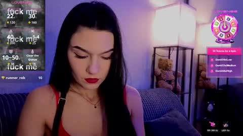 Snapshot of kara_life chatting on 12.19.25 kara_life online show from 12.19.25