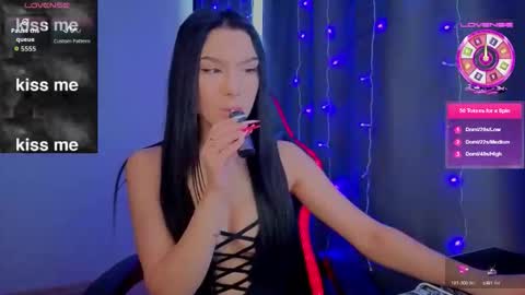 Snapshot of kara_life chatting on 01.11.26 kara_life online show from 01.11.26