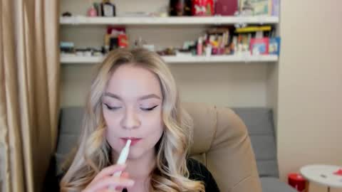 Snapshot of kara_smith_ chatting on 03.05.26 Kara. Off from 15th till 24th of December online show from 03.05.26