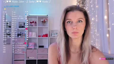 Snapshot of karamelsw chatting on 02.02.25 Julia online show from 02.02.25