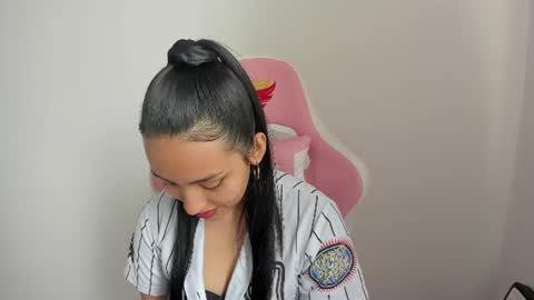 Snapshot of karely_sweet_ chatting on 07.18.26 karely_sweet_ online show from 07.18.26