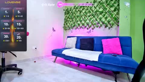 Karen  online show from 06.17.26