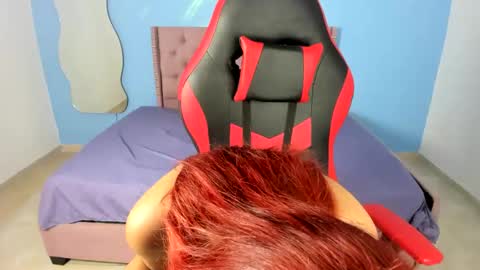 Snapshot of karen_josy chatting on 02.10.25 karen_josy online show from 02.10.25