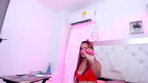 Snapshot of karen_josy chatting on 03.11.25 karen_josy online show from 03.11.25