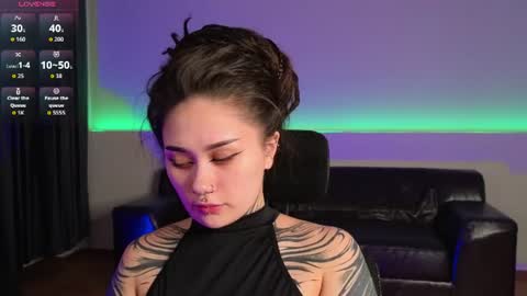 Snapshot of karenhotflirt chatting on 06.11.26 karenhotflirt online show from 06.11.26
