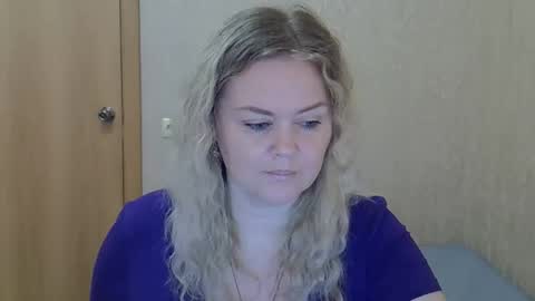 Snapshot of karennelsonx chatting on 06.02.26 karennelsonx online show from 06.02.26
