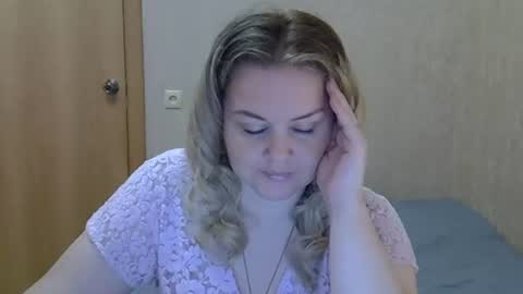 Snapshot of karennelsonx chatting on 07.31.26 karennelsonx online show from 07.31.26