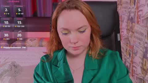 Snapshot of kari_lunna chatting on 02.06.25 Karoline online show from 02.06.25